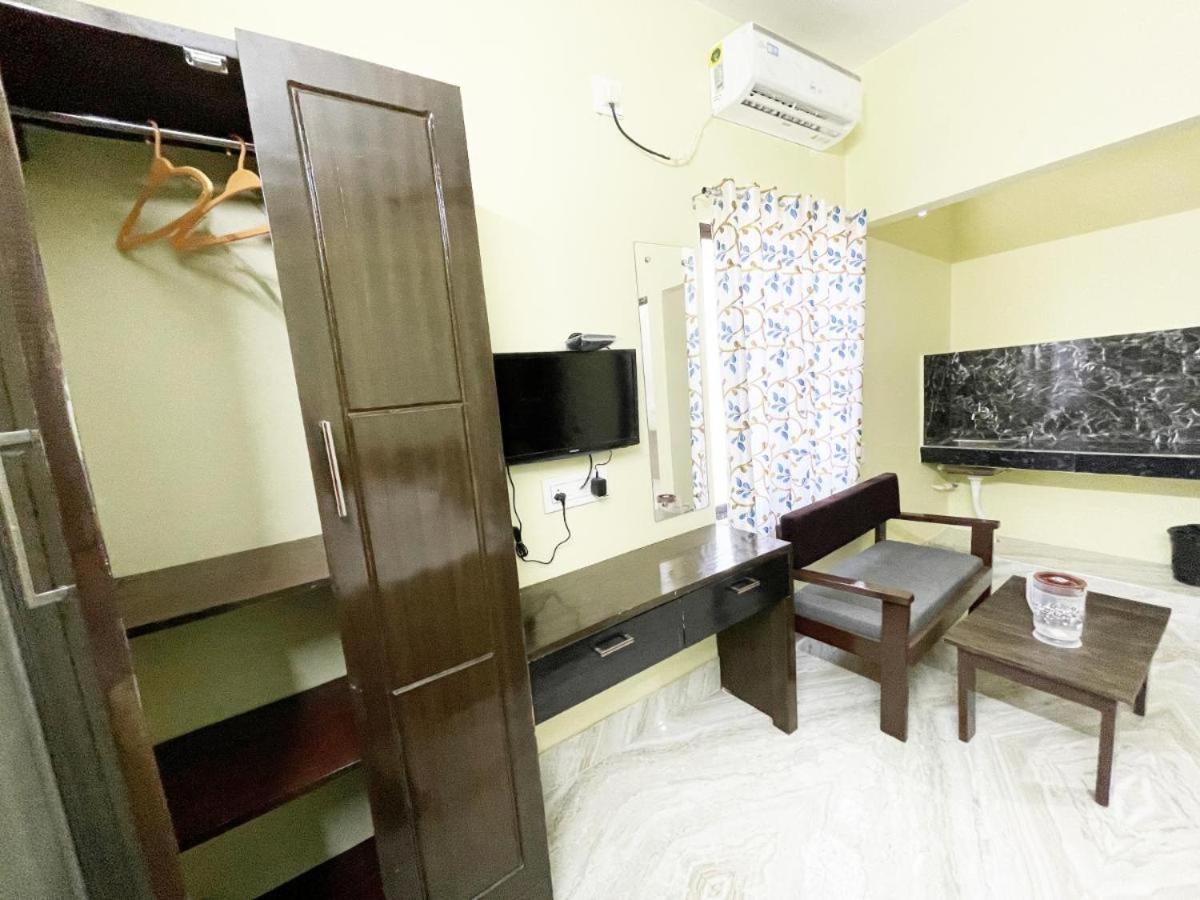 Dubby Indian Hotel Inn ! بوري المظهر الخارجي الصورة